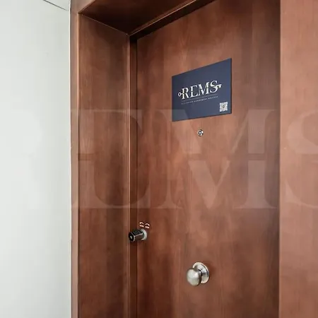 Apartament With Cathedral View & Terrace By Rems Malaga