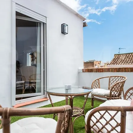 With Cathedral View & Terrace By Rems
